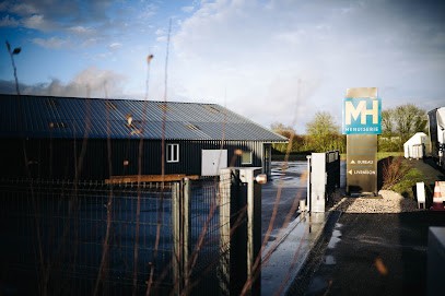 MH Menuiserie - Charpentier Moncoutant, Menuisier au Breuil-Bernard