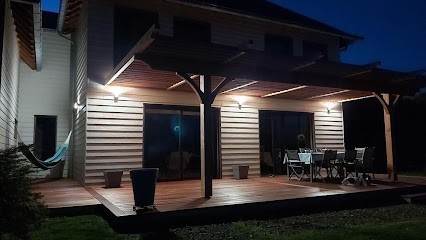 Entreprise PEYRAMAURE Et Fils, Charpentier à Saint-Sornin-Lavolps