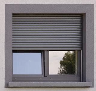 BRIVOAL FERMETURES AUTOMATISMES, Menuisier à Quéven