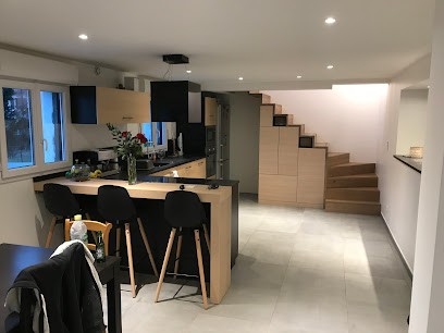 Oriol Menuiserie, Menuisier à Trets