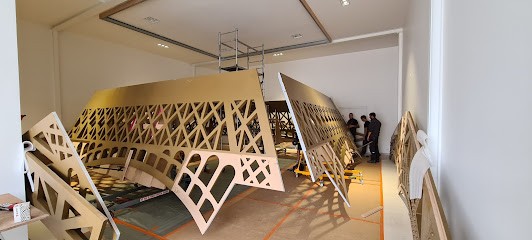 Sequoia, Menuisier à Épône