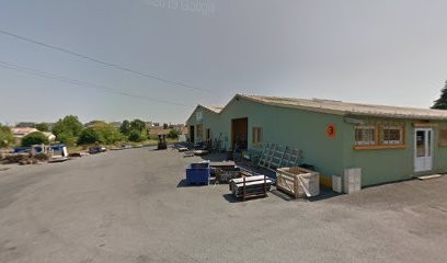 Giraud Valentin Pro Pose, Menuisier au Breuil-Bernard