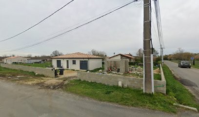 DEZAUZIER CHRISTOPHE GOUTTIERES ET MENUISERIES, Menuisier à Lesparre-Médoc