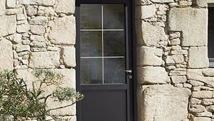 C.R.RENOVATION Menuiseries PVC, BOIS, ALUMINIUM, Menuisier à Valloire-sur-Cisse