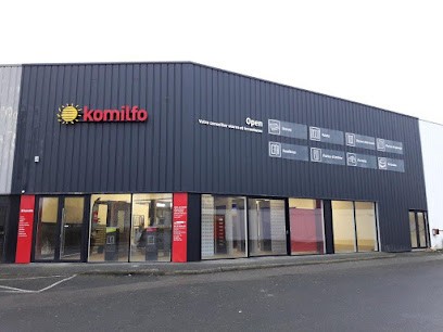 Komilfo Open, Menuisier à Chantepie