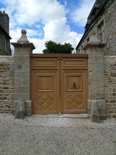 MAMIAS EBENISTERIE, Menuisier à Plémy