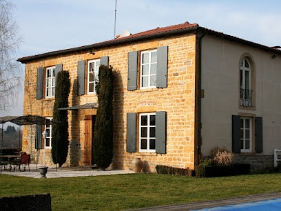 Polyhabitat Ouest, Menuisier à Matha