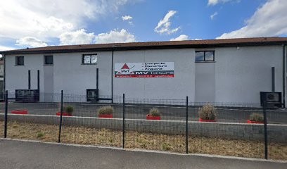 Mvt, Charpentier à Lucenay