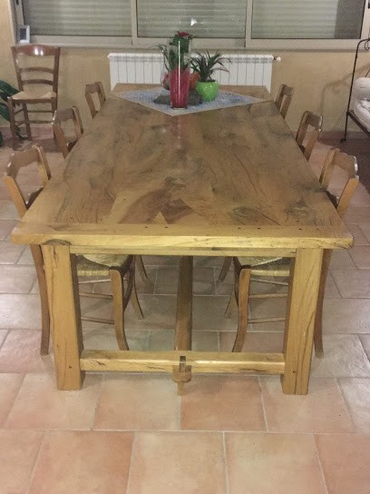 Menuiserie Ébénisterie Eric Usai, Menuisier à Reillanne