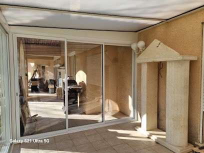 Équipe Baie, Menuisier à Brignoles