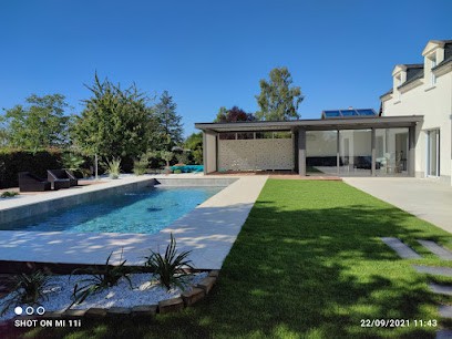 GST VERANDA, Menuisier à Semoy