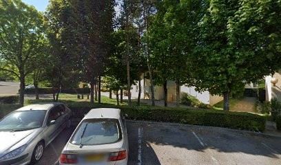 A-Z MENUISERIE, Charpentier à L'Isle-d'Abeau