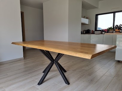 MWM, Menuisier à Ploudaniel