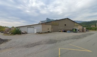 Celine Baille Atelier Bodin Régis, Menuisier à Lardier-et-Valença