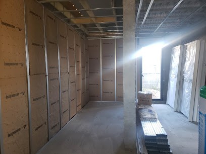 BACH AGENCEMENT, Menuisier à Granville