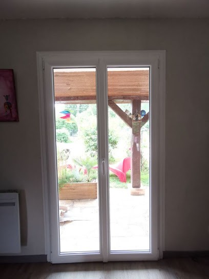 LJT FERMETURES, Menuisier à Saint-Florent-sur-Cher