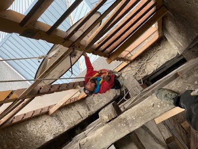 DEF'I BOIS Charpente - Couverture - Zinguerie - Menuiserie Intérieure & Extérieure, Charpentier à Marthod