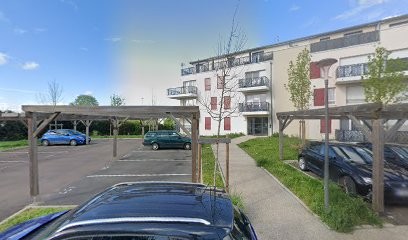 323 Rue Des Grandes Pépinières 77190 Dammarie Les Lys, Menuisier à Dammarie-les-Lys