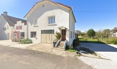 Oakleaf Studio, Menuisier au Deschaux