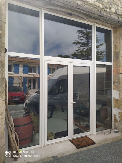 CCJ 17 MENUISERIE, Menuisier à Saujon