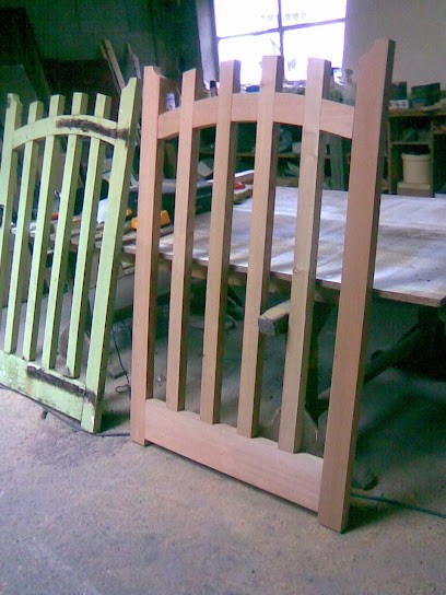 Menuiserie Gauthey . Arts & Bois, Charpentier à Givry