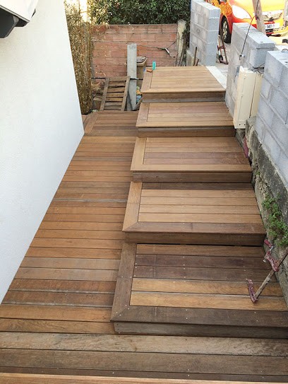 Marc Desmarty Artisan Charpentier Couvreur, Charpentier à Puymiclan