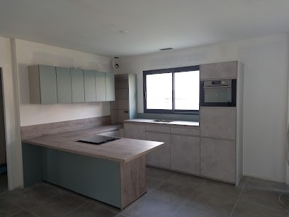 Janko Travaux, Menuisier à Varetz