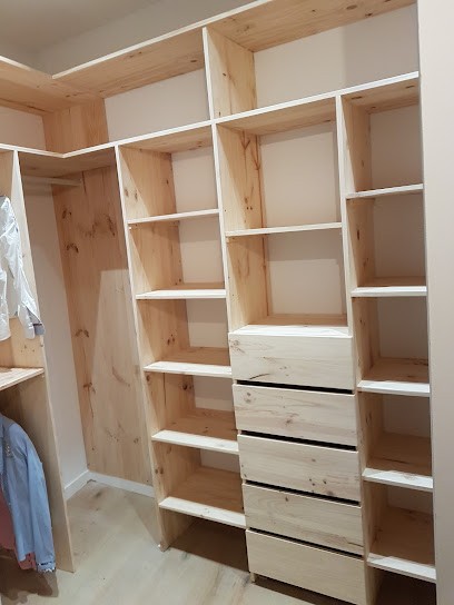 Selbois, Menuisier à Lyon 08