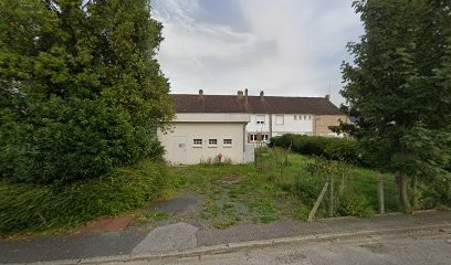 Tickner Saint-Lô, Menuisier à Amigny