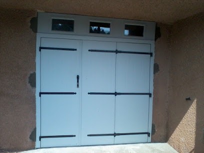 ROQUES LOIC, Menuisier à Camarès