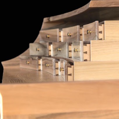 L'Estampille - Yann Léger - Ebéniste, Menuisier-agenceur, Menuisier à Saint-Didier-de-Bizonnes