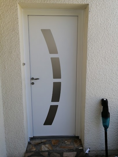 La Croisée Deschamps, Menuisier à Beauce la Romaine