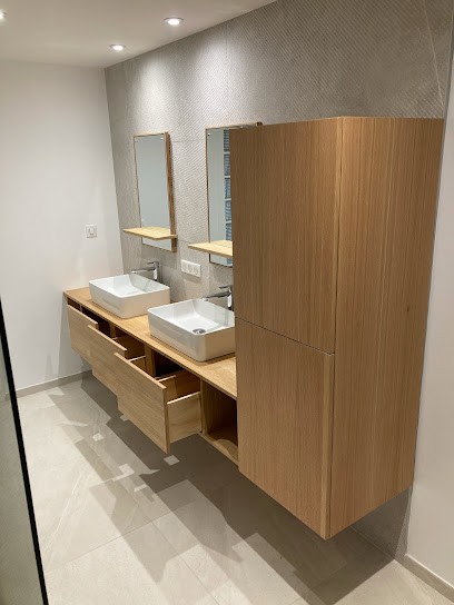 Menuisier Ébéniste Godard Gabriel, Menuisier à Sénestis