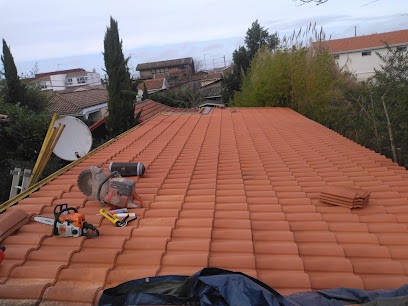 CMT Bois, Menuisier au Teich