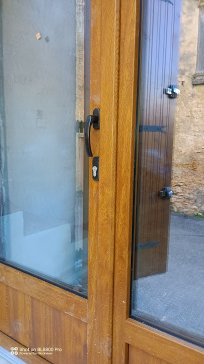 Vafo Fermeture Protect, Menuisier à Château-Arnoux-Saint-Auban