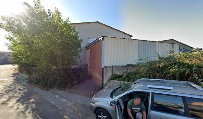 Top Pose, Charpentier à Porto-Vecchio