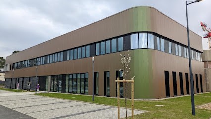 BROUTIN ALU, Menuisier à Distré