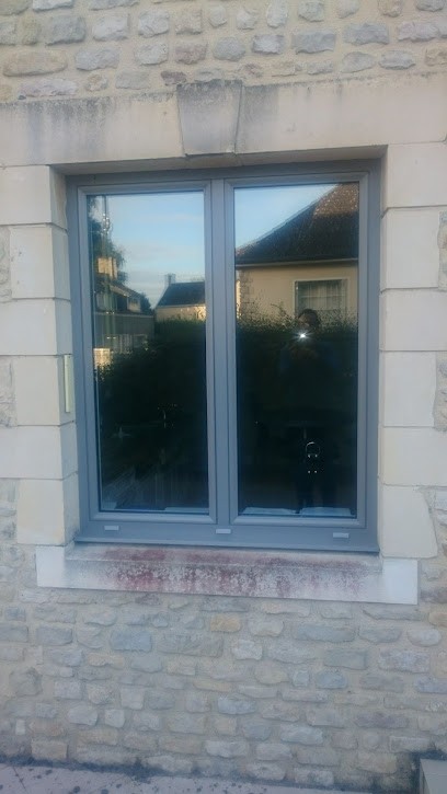 Dom Tech Alu, Menuisier à Sigean