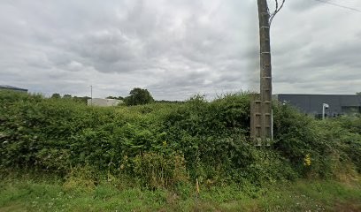 Ouestore, Menuisier à Nesmy