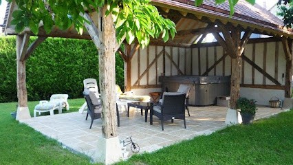 Jahier Et Fils SARL, Charpentier à Loury