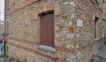 Cabinet Santé & Bien Etre Orsay, Menuisier à Orsay