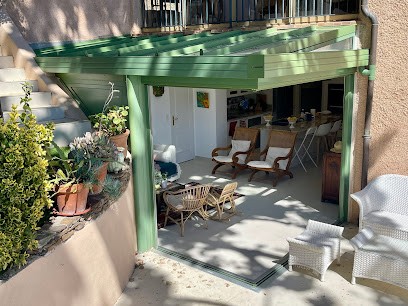 NGUYEN MENUISERIE MIROITERIE, Menuisier à Six-Fours-les-Plages