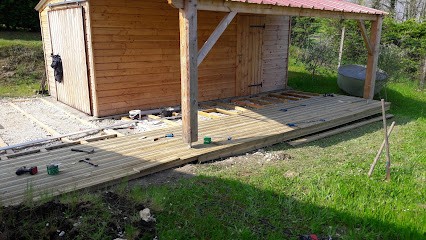 Sarl St GREGOIRE Menuiserie Funéraire, Charpentier à Douzains