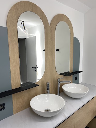 C2M Agencement, Menuisier à Pugny-Chatenod