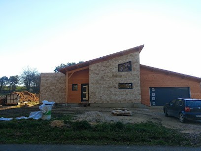 Kaori Constructions, Charpentier à Isle