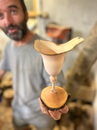 Cartier-lange Simon Menuiserie Tourneur Sur Bois, Menuisier à Saint-Colomban-des-Villards