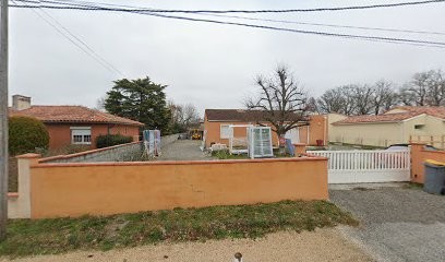 Isibaie, Menuisier à Fontenilles