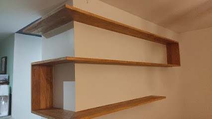 Menuiserie Amc Atelier, Menuisier à Montéléger