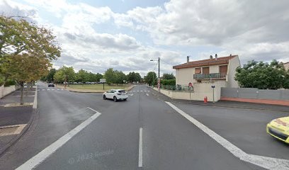 Pmr Espace Services Abris Loisirs, Menuisier à Lempdes