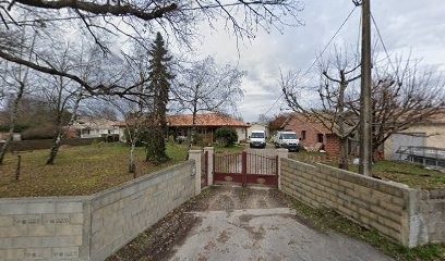 Médici, Charpentier à Izon